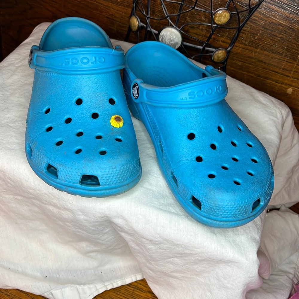 Crocs